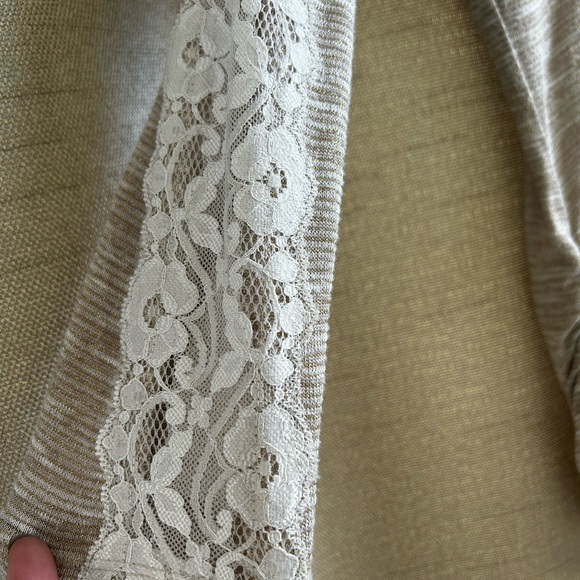 Gold glitter striped lace sleeve top size XL - Picture 4 of 6